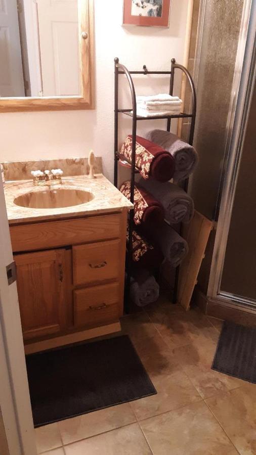 Winterfell Inn - No Xtra Fees, Dogs Ok, King & Queen Suites Arnold Exteriér fotografie